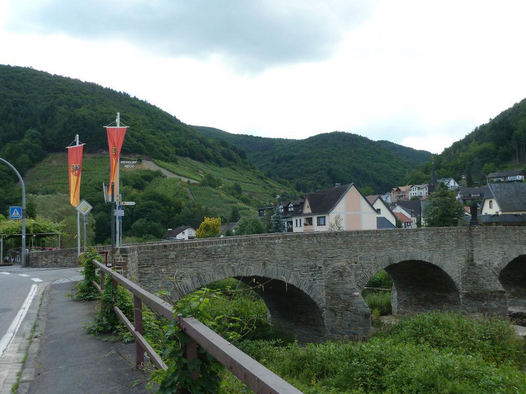 Relaxen Im Alten Winzerhaus Fewo Og เรค ภายนอก รูปภาพ